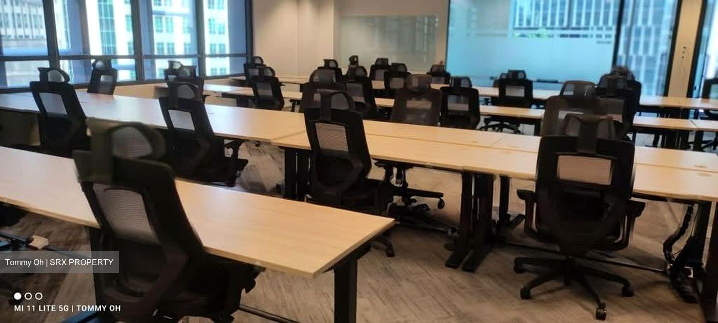 PLUS (D1), Office #567445901